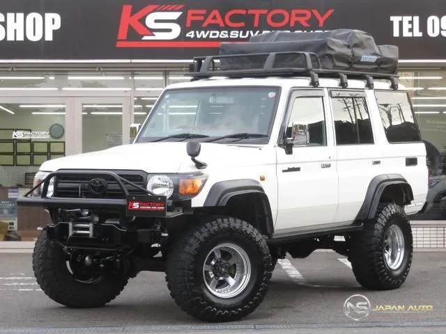 2015 Toyota Land Cruiser 70 Van