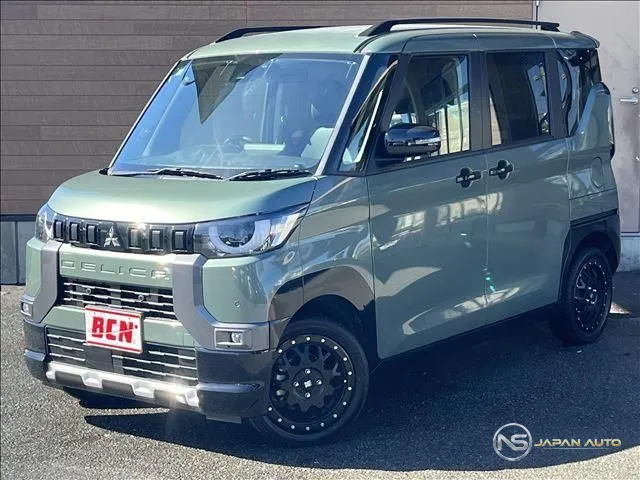 2024 Mitsubishi Delica Mini T Premium