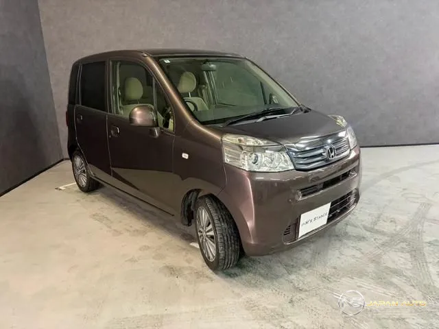 2013 Honda Life C