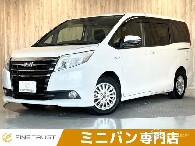 2014 Toyota Noah Hybrid G