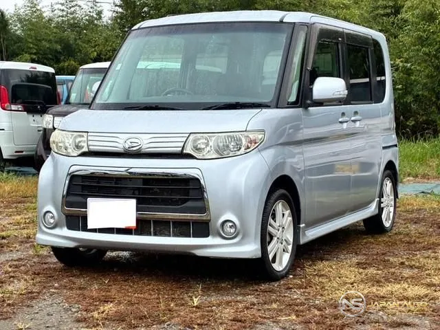 2011 Daihatsu Tanto Custom RS