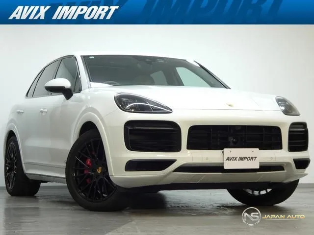 2021 Porsche Cayenne Gts