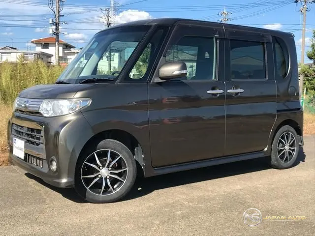 2011 Daihatsu Tanto Custom X