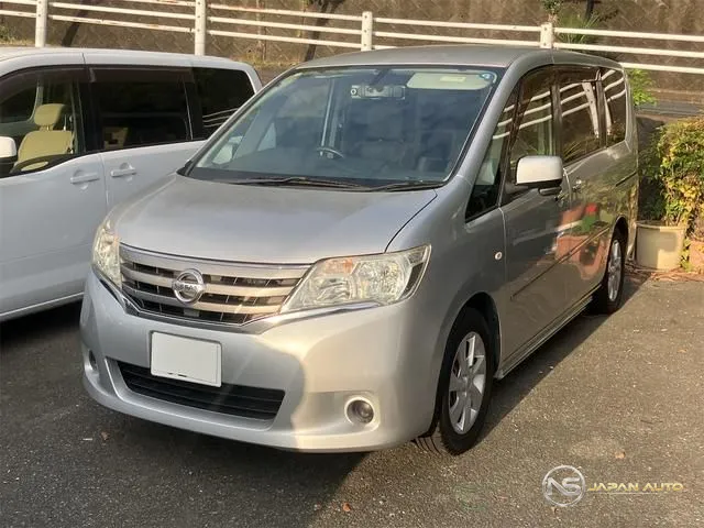 2011 Nissan Serena