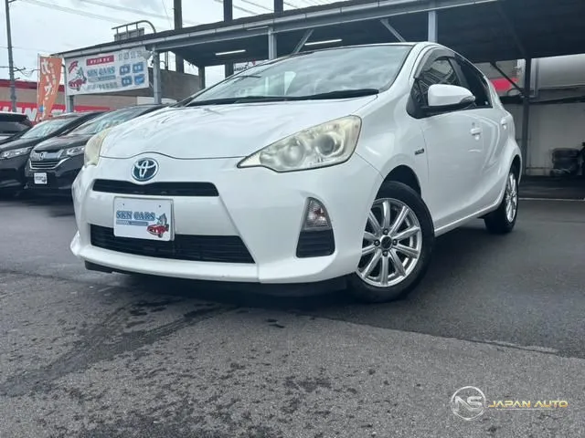 2014 Toyota Aqua S
