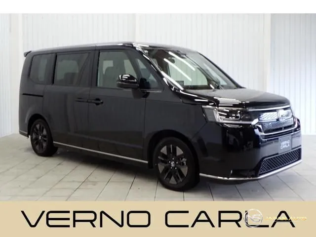 2025 Honda Stepwagon E:hev Spada