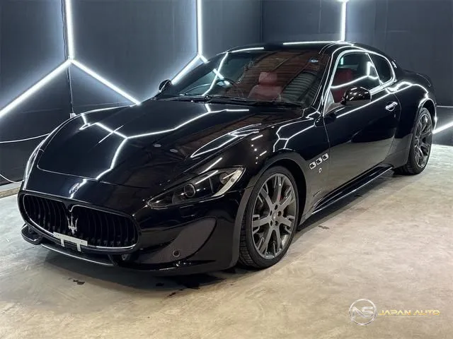 2012 Maserati Gran Turismo S