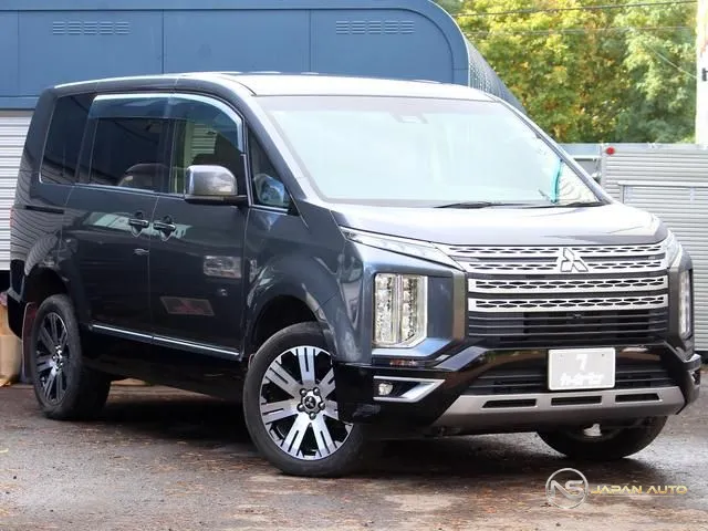 2019 Mitsubishi Delica D:5 G