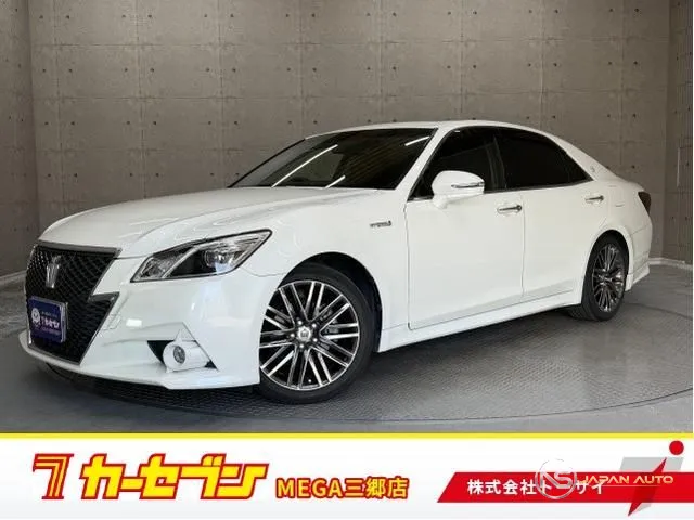 2013 Toyota Crown Hybrid Athlete S