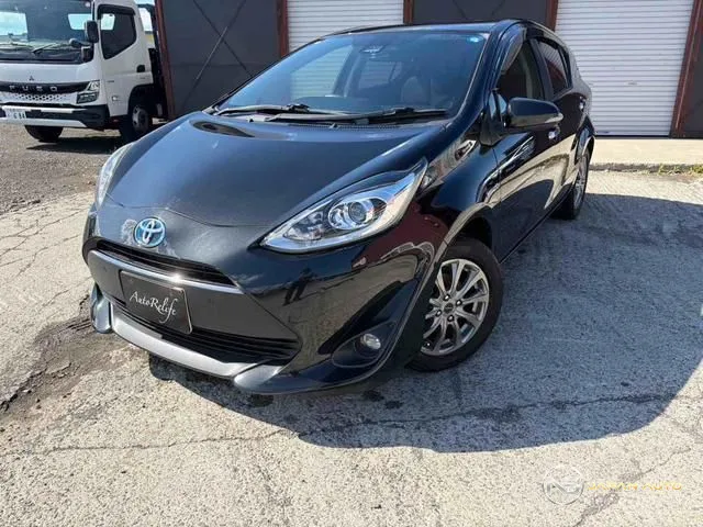 2019 Toyota Aqua S Style Black