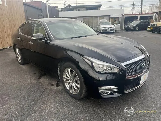 2017 Nissan Fuga 370GT