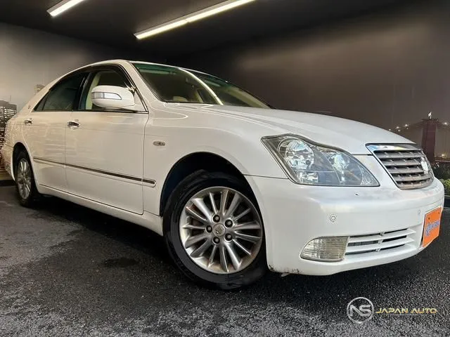 2007 Toyota Crown Royal Saloon Premium Edition