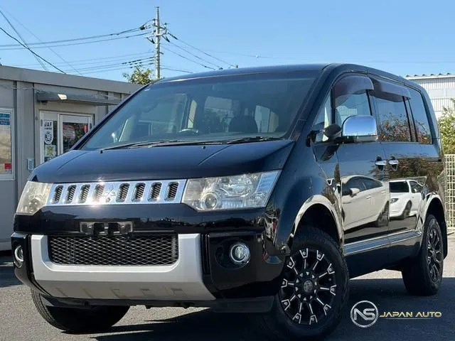 2009 Mitsubishi Delica D:5 Chamonix