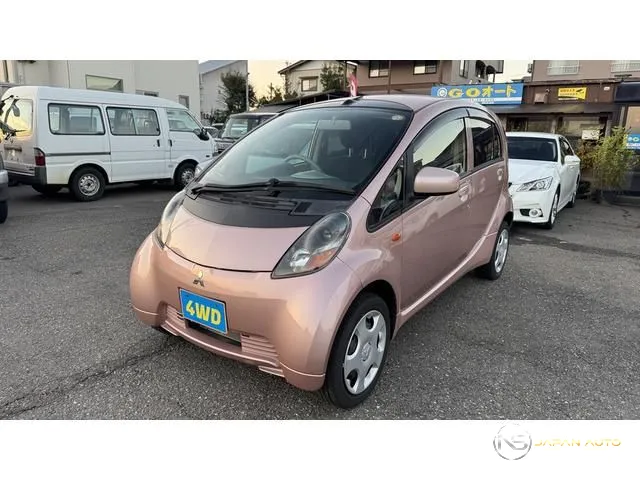 2012 Mitsubishi I Vivace