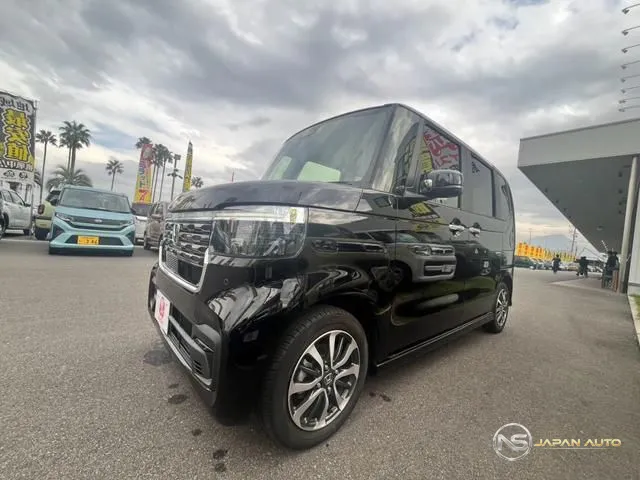 2024 Honda N-Box Custom, photo 1 of 20