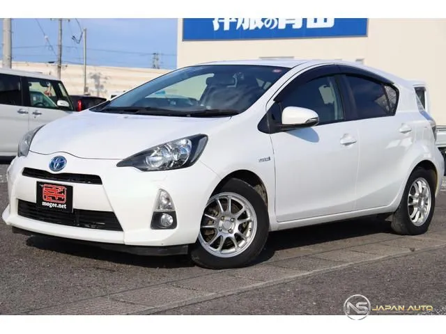 2012 Toyota Aqua G