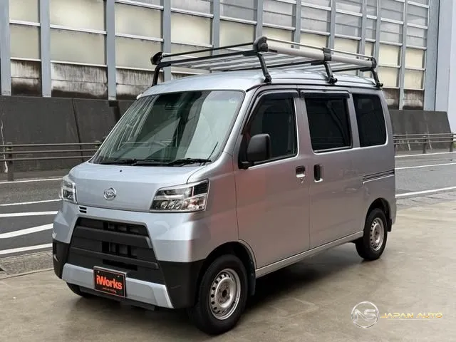 2021 Daihatsu Hijet Cargo DX SA III