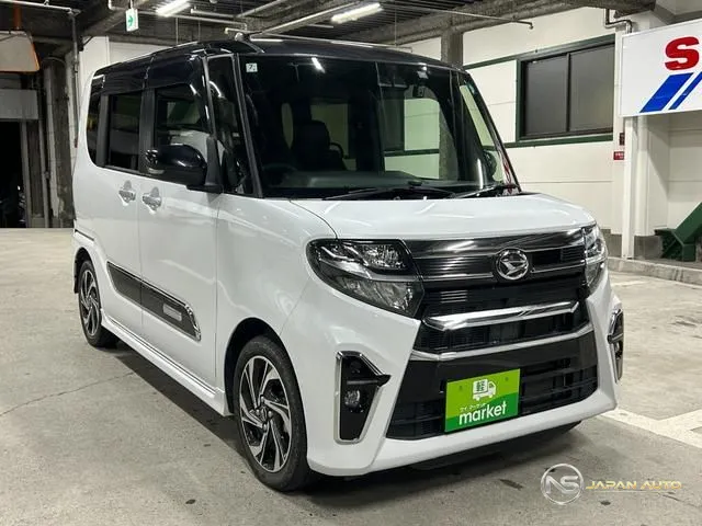 2022 Daihatsu Tanto, photo 1 of 20
