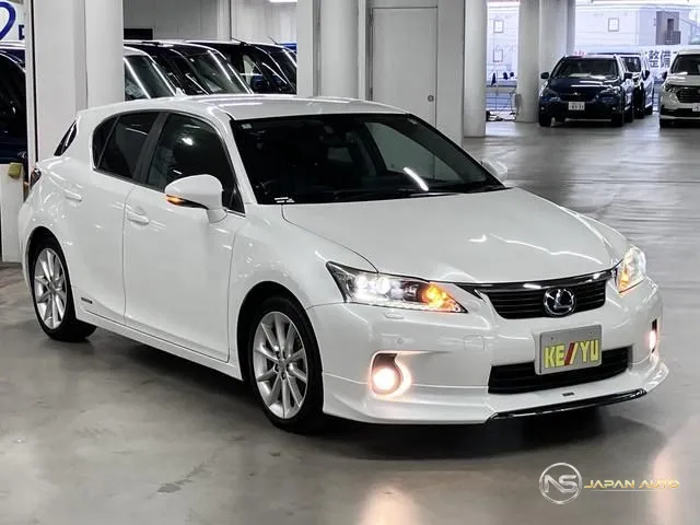 2012 Lexus CT CT200H Version C