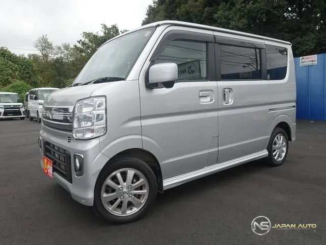 2021 Nissan NV100CLIPPER Rio E