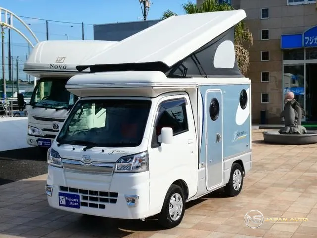 2019 Daihatsu Hijet Truck, photo 1 of 20