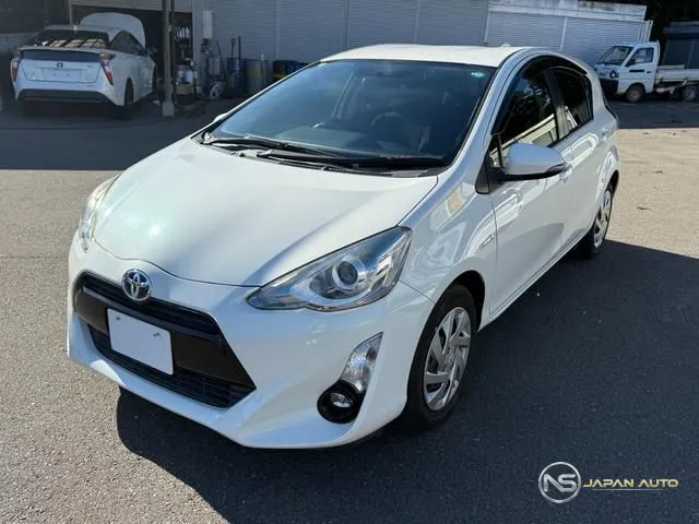 2015 Toyota Aqua S