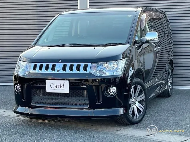 2010 Mitsubishi Delica D:5 Roadest G Premium