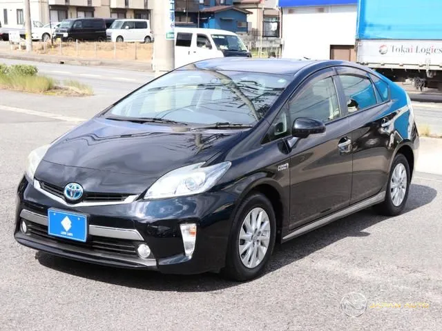 2013 Toyota Prius Phv S