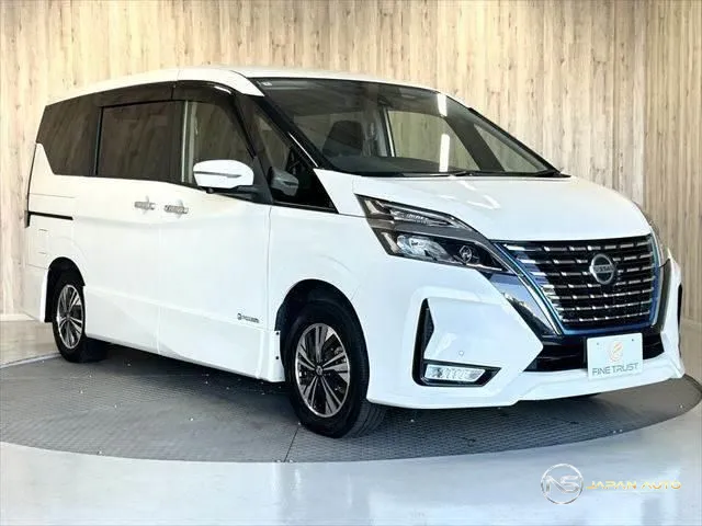 2020 Nissan Serena E-Power Highway Star V