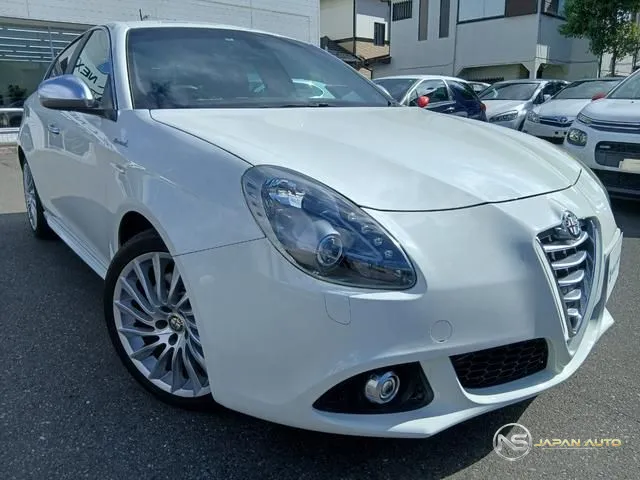 2015 Alfa Romeo Giulietta Sportiva