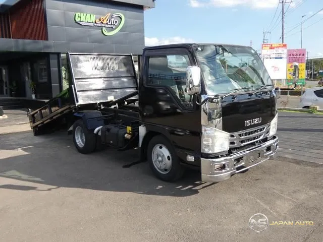 2012 Isuzu Elf Truck