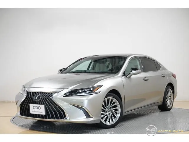 2022 Lexus ES ES300H Version L