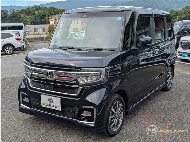 2024 Honda N-Box Custom, photo 1 of 20