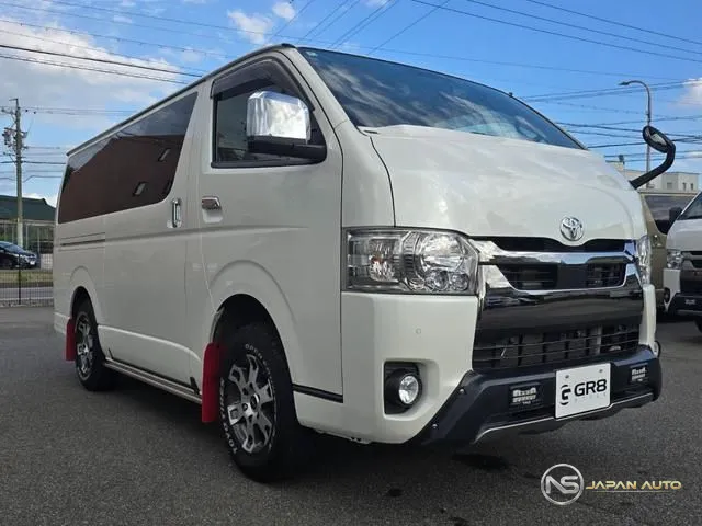 2022 Toyota Hiace Van, photo 1 of 20