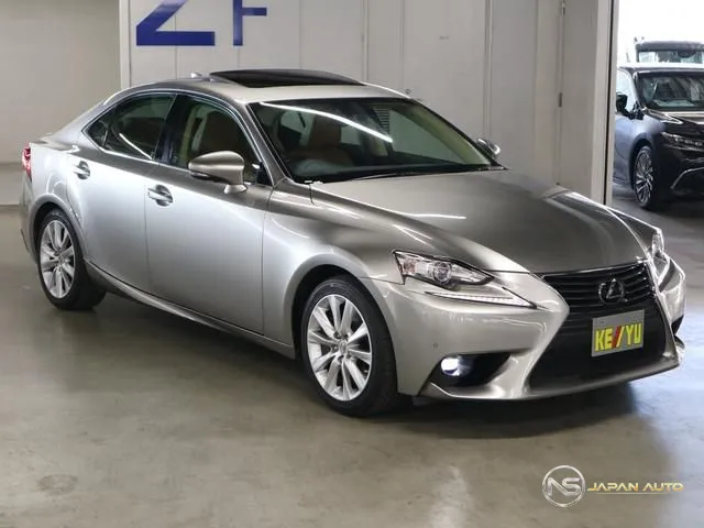 2015 Lexus IS IS200T Version L