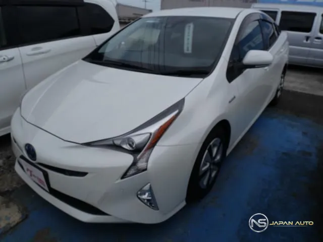 2016 Toyota Prius, photo 1 of 20