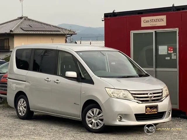 2013 Nissan Serena 20X S-Hybrid