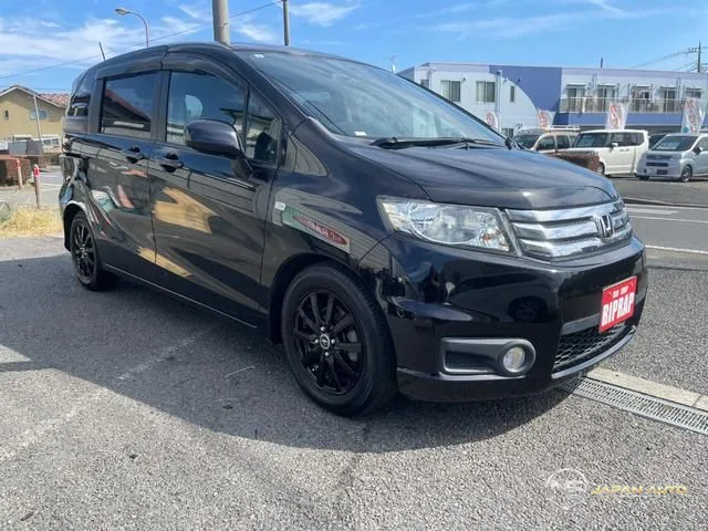 2011 Honda Freed Spike G Just Selection
