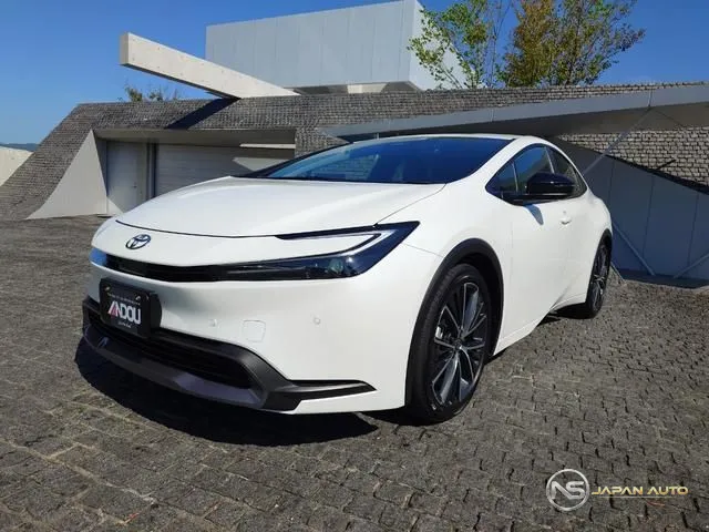 2025 Toyota Prius, photo 1 of 20